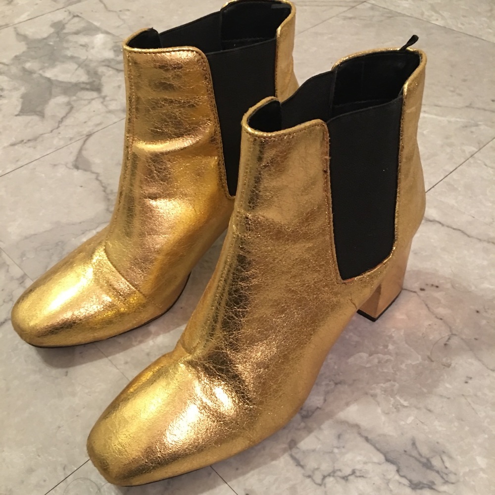 H&M BLOCK HEEL METALLIC GOLD BOOTIE